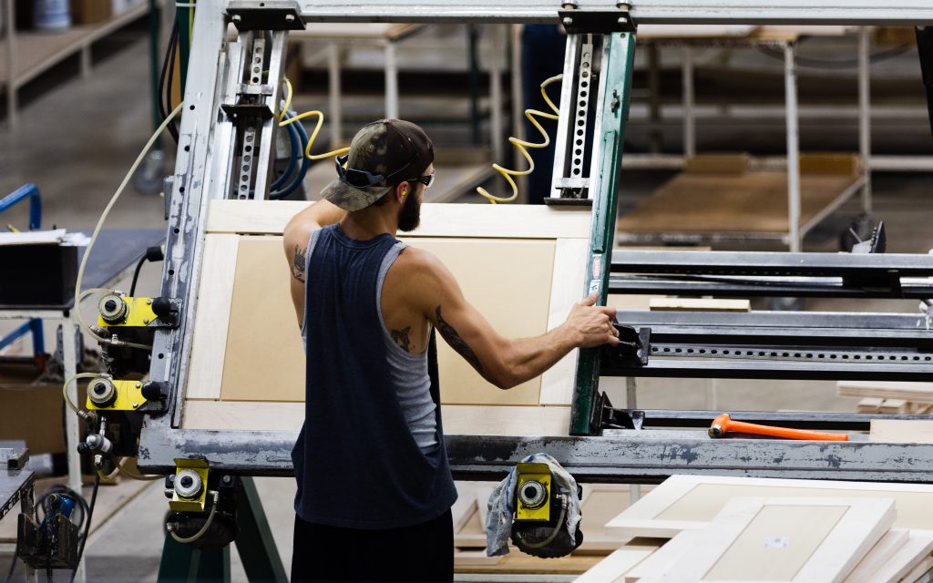 Gluing a cabinet door together